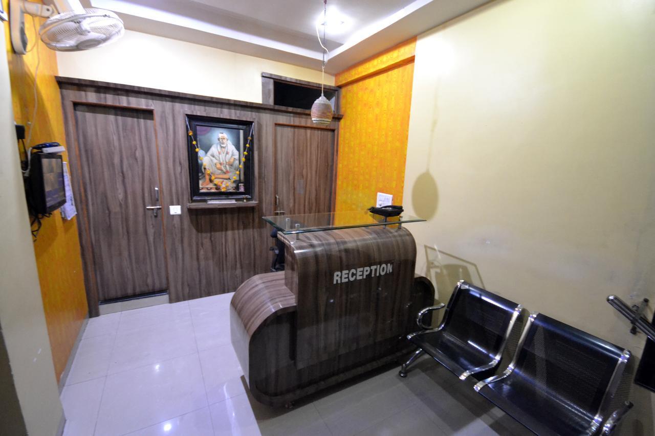 Hotel Madhava Shirdi Extérieur photo